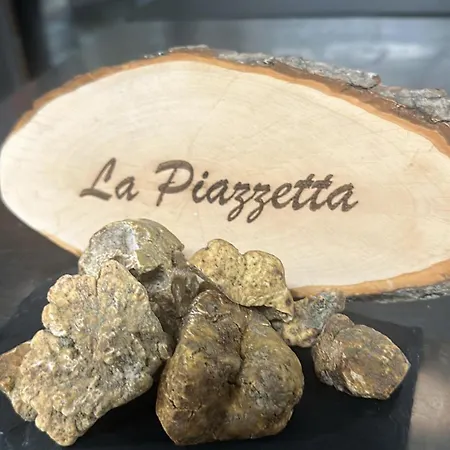 La Piazzetta 3*
