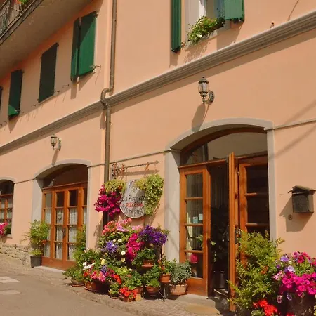 Hotel La Piazzetta
