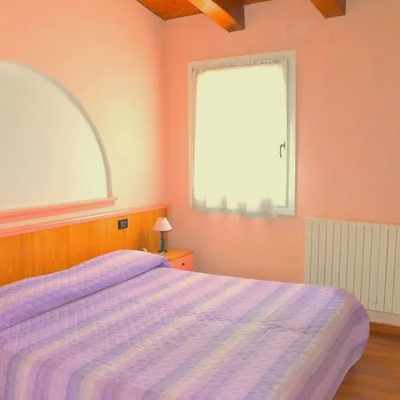 Hotel La Piazzetta 3*
