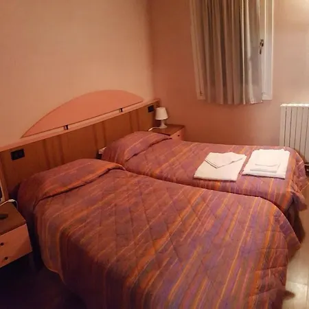 La Piazzetta فندق فيديسياتيكو